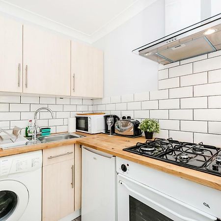Ai Deluxe Apartments London Bagian luar foto